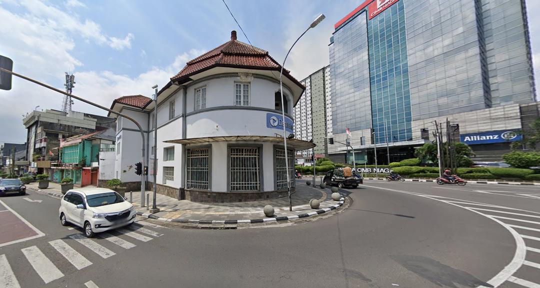 Gedung Bersejarah di Jl. Gatot Subroto No. 1, Bandung, Jawa Barat